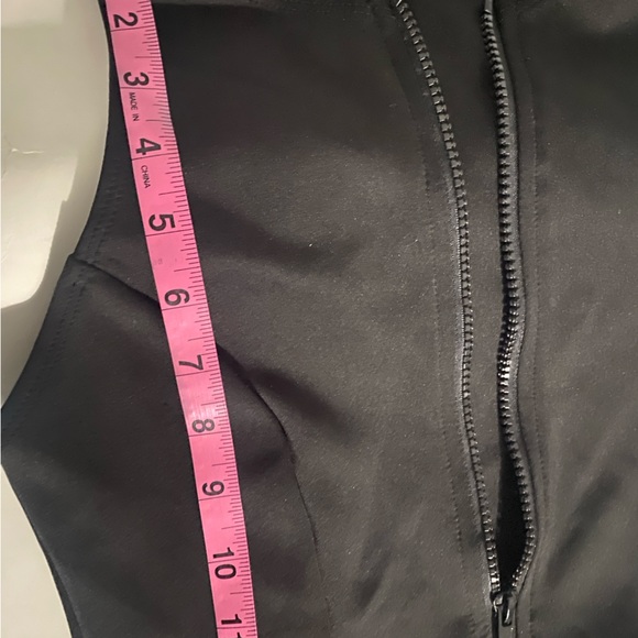 Forever 21 Black Zip Front Scuba Like Bodysuit Size Small - Picture 8 of 10